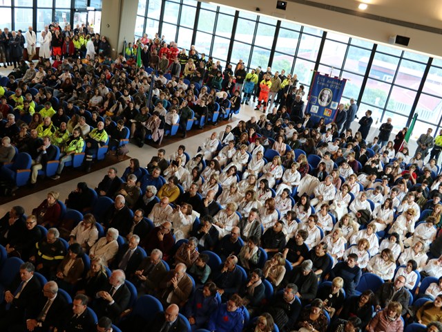 Il Centro Congressi gremito